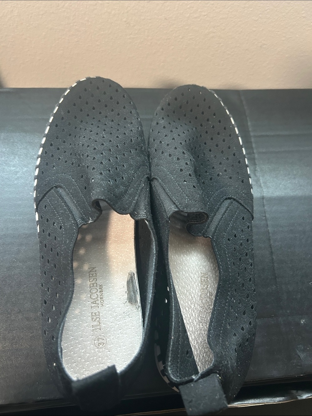 Ilse Jacobsen Black Perforated Slip-On Shoes